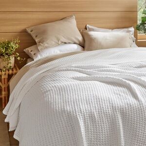 Bedsure King Waffle Weave Cotton Blanket White 104x90 Soft Cozy New